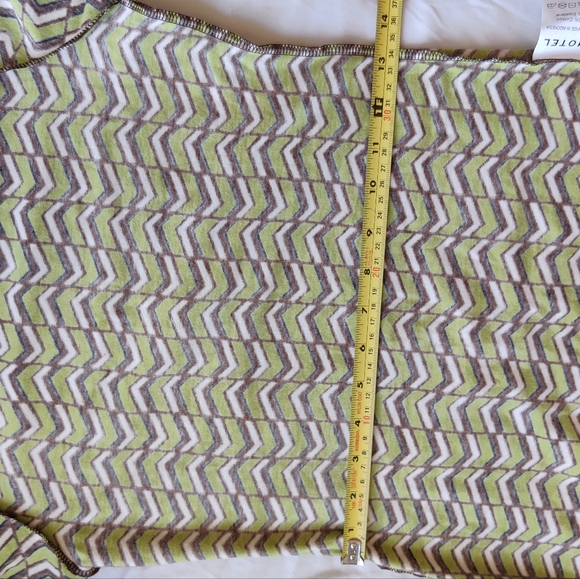 NWOT Motel Rocks Lilith short sleeve mini dress in Chevron green - Picture 8 of 10